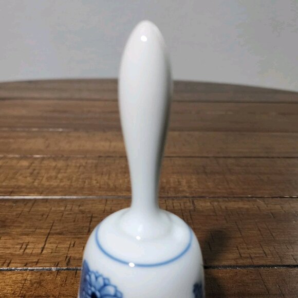 Vintage Blue Danube Japan Porcelain Dinner Bell Blue and White Floral Design - Picture 2 of 9